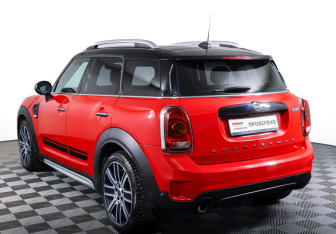 Подержанный автомобиль MINI Countryman 2019 года (7 фото)