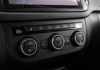 Подержанный автомобиль Volkswagen Tiguan 2015 года (25 фото)