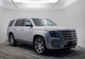 Подержанный автомобиль Cadillac Escalade Suv 2016 года (5 фото)