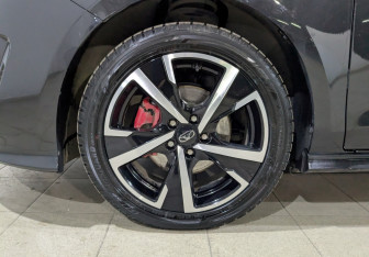 Подержанный автомобиль Kaiyi E5 2023 года (6 фото)