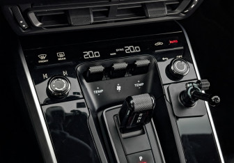 Подержанный автомобиль Porsche 911 Coupe 2020 года (20 фото)