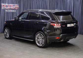 Подержанный автомобиль Land Rover Range Rover Sport 2016 года (7 фото)