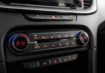 Подержанный автомобиль Kia Ceed Wagon 2021 года (21 фото)