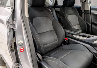 Подержанный автомобиль Geely Coolray 2022 года (22 фото)