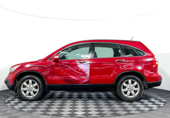 Подержанный автомобиль Honda CR-V 2008 года (8 фото)