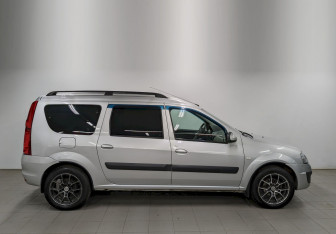 Подержанный автомобиль LADA (ВАЗ) Largus Wagon 2016 года (4 фото)