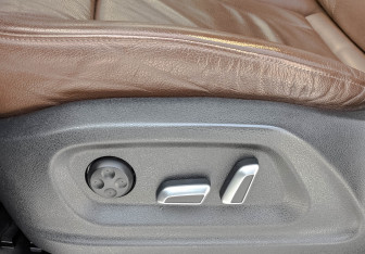 Подержанный автомобиль Audi Q5 2016 года (21 фото)