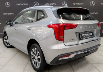 Подержанный автомобиль Haval Jolion 2022 года (7 фото)
