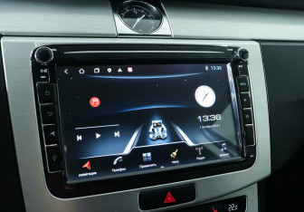 Подержанный автомобиль Volkswagen Passat Sedan 2012 года (15 фото)