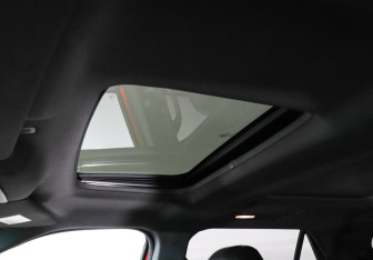 Подержанный автомобиль Ford Explorer 2013 года (11 фото)