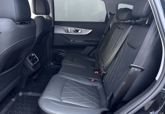 Подержанный автомобиль Chery Tiggo 8 Pro Max 2024 года (10 фото)