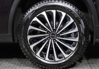 Подержанный автомобиль Exeed TXL 2022 года (28 фото)