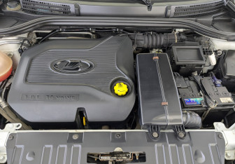 Подержанный автомобиль LADA (ВАЗ) Vesta Wagon 2019 года (9 фото)