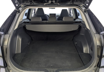 Подержанный автомобиль Toyota RAV4 2020 года (10 фото)