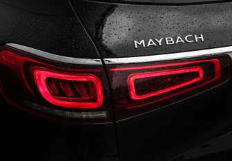 Подержанный автомобиль Mercedes-Benz Maybach GLS 2023 года (31 фото)