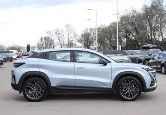 Подержанный автомобиль Changan UNI-T 2023 года (4 фото)