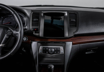 Подержанный автомобиль Nissan Teana 2009 года (13 фото)