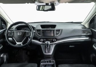 Подержанный автомобиль Honda CR-V 2015 года (6 фото)