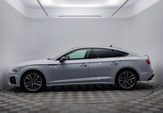 Подержанный автомобиль Audi A5 Liftback 2020 года (8 фото)