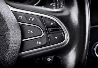 Подержанный автомобиль Renault Samsung QM6 2021 года (30 фото)