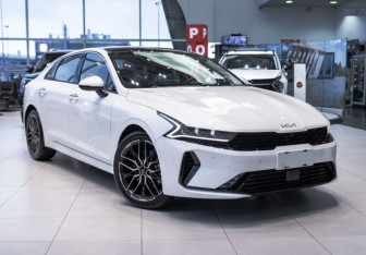 Новый Kia K5 2024 (5 фото)