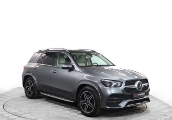 Подержанный автомобиль Mercedes-Benz GLE 2019 года (3 фото)