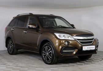 Подержанный автомобиль Lifan X60 2017 года (3 фото)