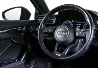 Подержанный автомобиль Audi A3 Sedan 2021 года (13 фото)