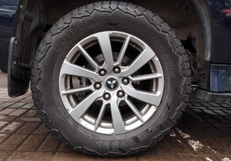 Подержанный автомобиль Mitsubishi Pajero Sport 2018 года (14 фото)