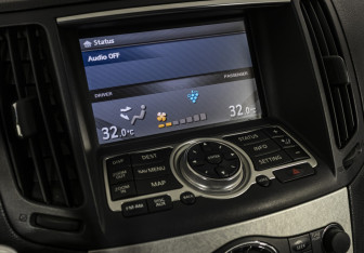 Подержанный автомобиль Infiniti G Sedan 2009 года (15 фото)