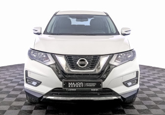 Подержанный автомобиль Nissan X-Trail 2020 года (2 фото)