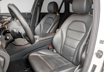 Подержанный автомобиль Mercedes-Benz GLC Coupe 2020 года (20 фото)