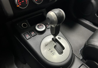 Подержанный автомобиль Nissan X-Trail 2012 года (16 фото)