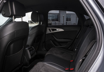 Подержанный автомобиль Audi A6 Sedan 2018 года (18 фото)