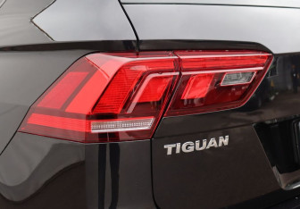 Подержанный автомобиль Volkswagen Tiguan 2019 года (23 фото)