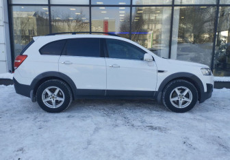 Подержанный автомобиль Chevrolet Captiva 2013 года (4 фото)