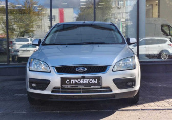 Подержанный автомобиль Ford Focus Hatchback 2007 года (2 фото)