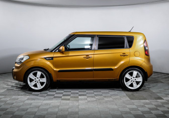 Подержанный автомобиль Kia Soul 2011 года (8 фото)