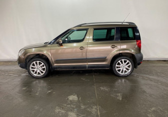 Подержанный автомобиль Skoda Yeti 2010 года (8 фото)