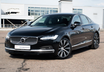 Подержанный автомобиль Volvo S90 2021 года (1 фото)