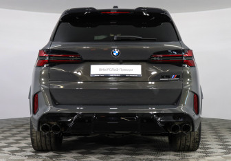 Подержанный автомобиль BMW X5 M 2023 года (4 фото)