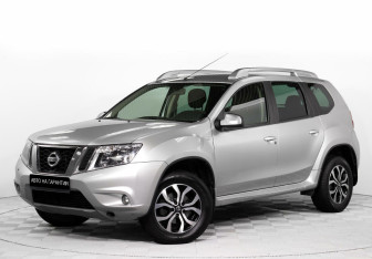 Подержанный автомобиль Nissan Terrano 2016 года (1 фото)