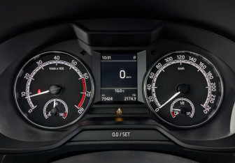 Подержанный автомобиль Skoda Octavia Liftback 2018 года (16 фото)