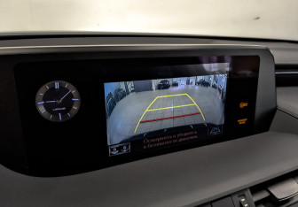 Подержанный автомобиль Lexus ES 2021 года (29 фото)