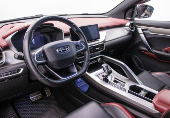 Подержанный автомобиль Geely Coolray 2020 года (2 фото)
