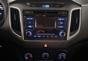 Подержанный автомобиль Hyundai Creta 2018 года (13 фото)