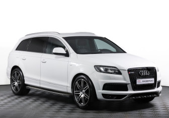 Подержанный автомобиль Audi Q7 2011 года (3 фото)