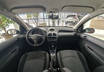 Подержанный автомобиль Peugeot 206 Hatchback 2008 года (9 фото)
