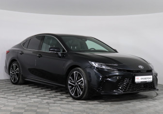 Подержанный автомобиль Toyota Camry Sedan 2024 года (3 фото)