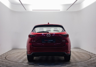 Подержанный автомобиль Mazda CX-5 2021 года (6 фото)